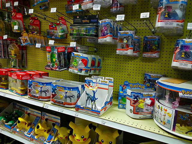 pokemon toys r us canada