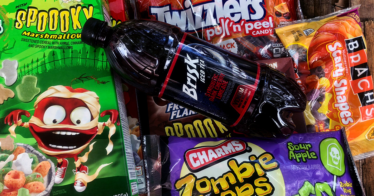 2018's Best Halloween Junk Food, Part 1! Dinosaur Dracula!