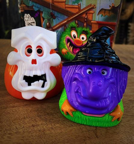 McDonald's Haunted Halloween Happy Meal! | Dinosaur Dracula!