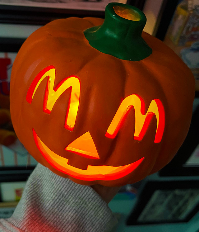 Halloween Bucket T-shirt Happy Boo Meal Trick or Treat Pail 